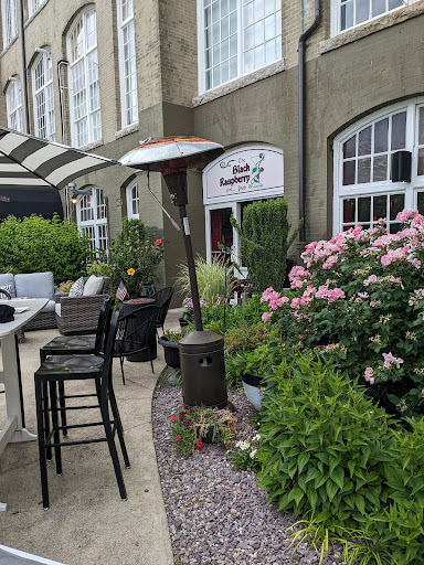 The Black Raspberry Pub